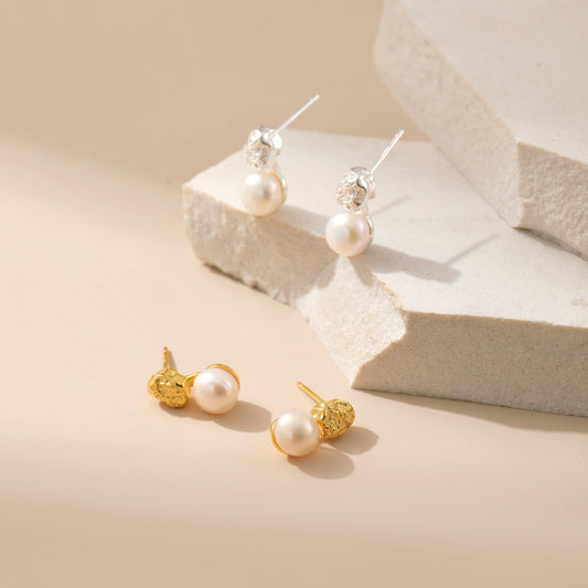 Diana Pearl Stud Earrings